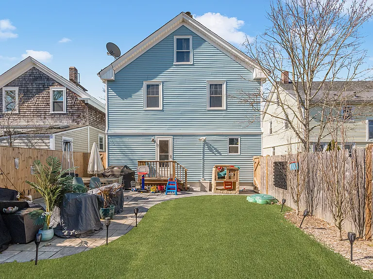 35 Hall Ave — Photo 35