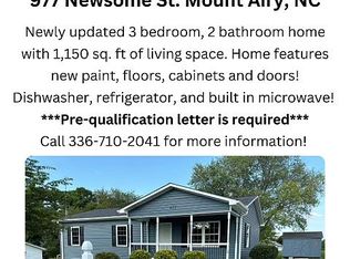 977 Newsome St, Mount Airy, NC 27030