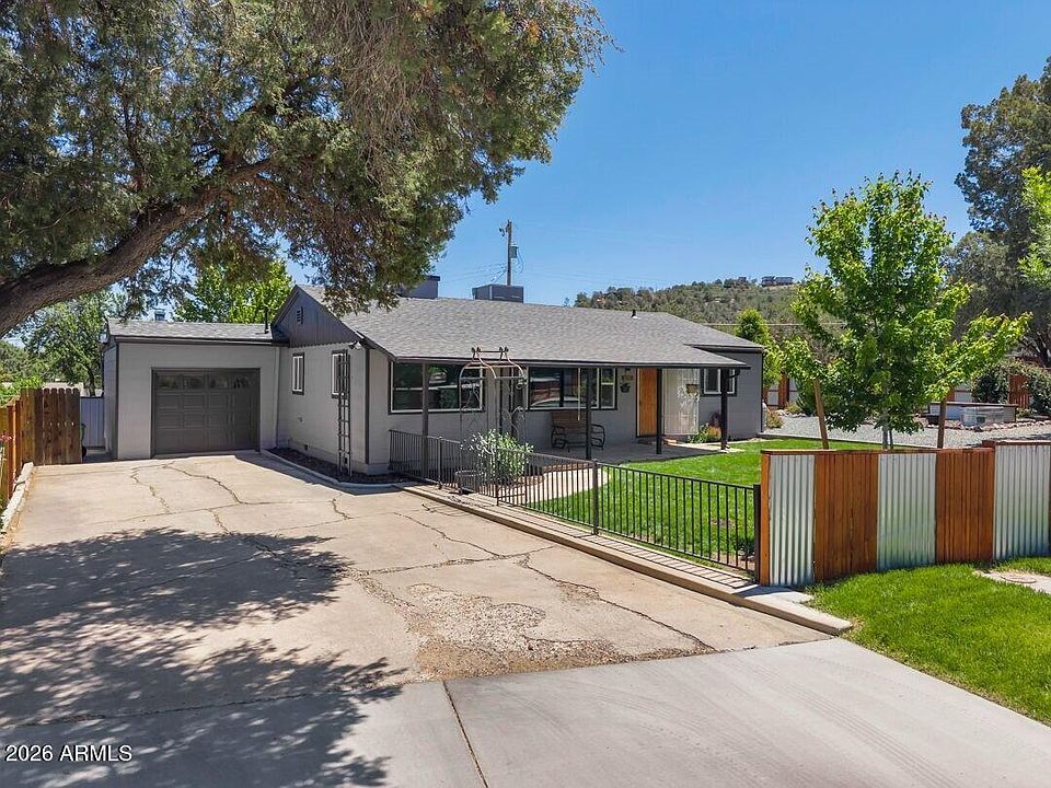 1st image of 305 Robinson Drive