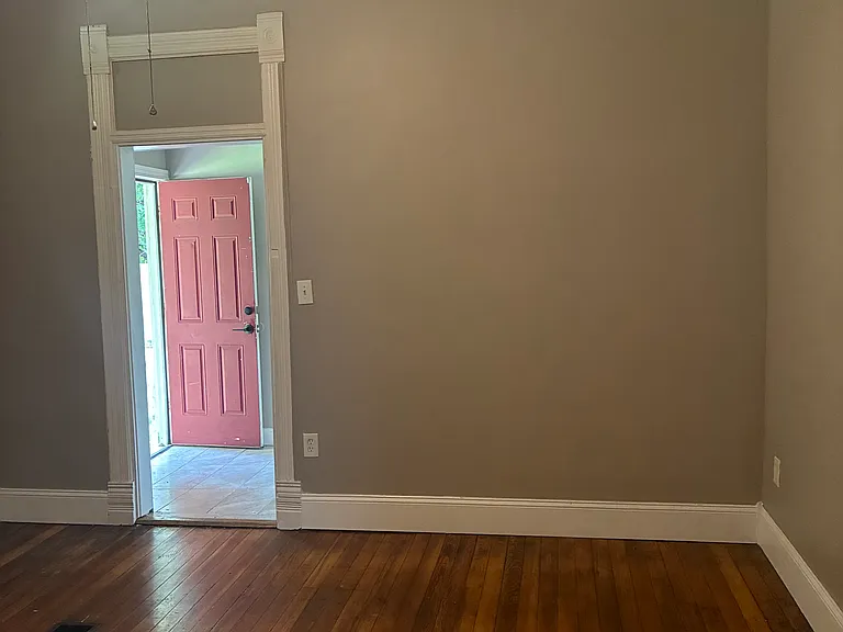 916 Armstrong Ave #1STFLRREAR — Photo 3