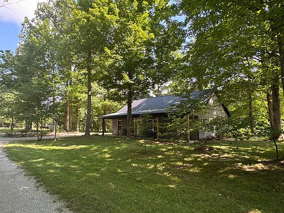 3rd image of 378 Shugars Hill Rd