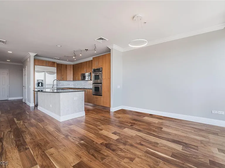 200 W Sahara Ave #3906 — Photo 10