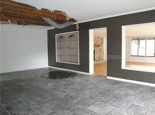 4th image of 750 Oleander Dr SE