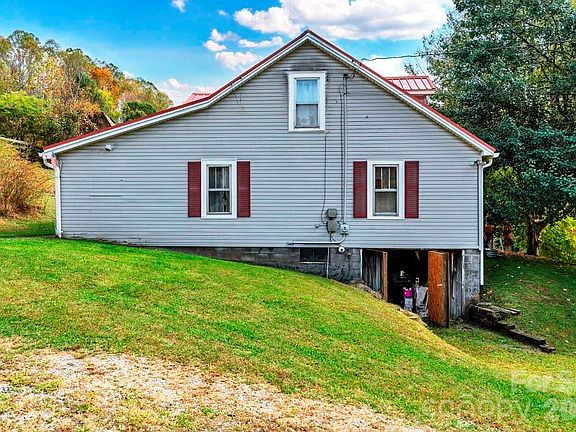 2nd image of 1068 Laurel Branch Rd