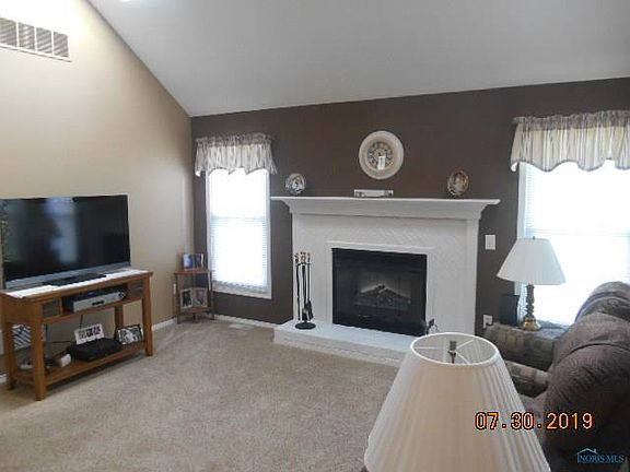 3rd image of 3962 Wheatlands Rd