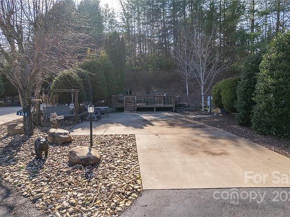 2nd image of 151 Cornell Cir