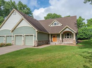 6060 Oakview Ct, Shorewood, MN 55331