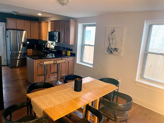 4th image of 1825 Fairmount Ave Floor 1