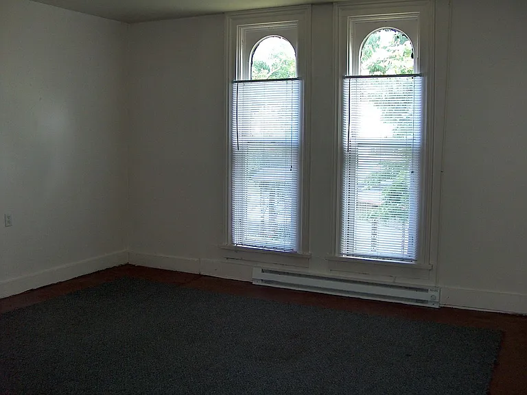 911 N 9th St — Photo 2