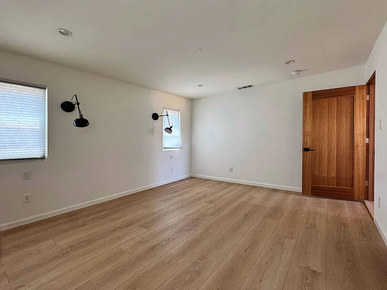 2346 Birkdale St — Photo 8