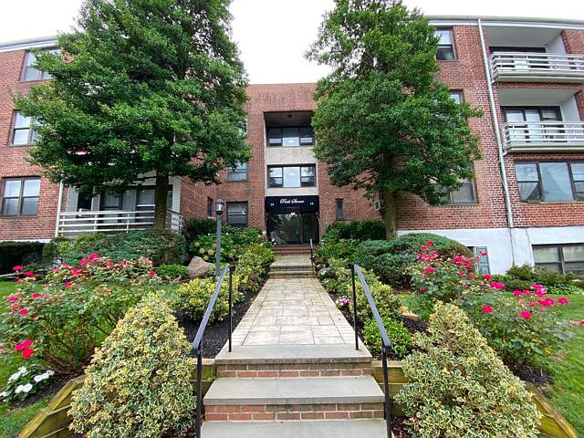 1st image of 16 Stoner Ave #3H