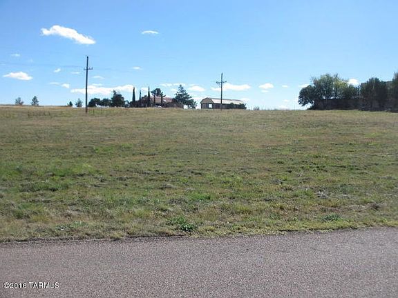3rd image of 4 Black Oak Dr