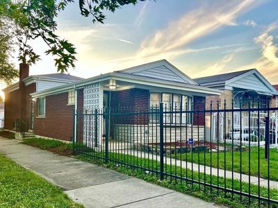 8956 S Union Ave, Chicago, IL, 60620