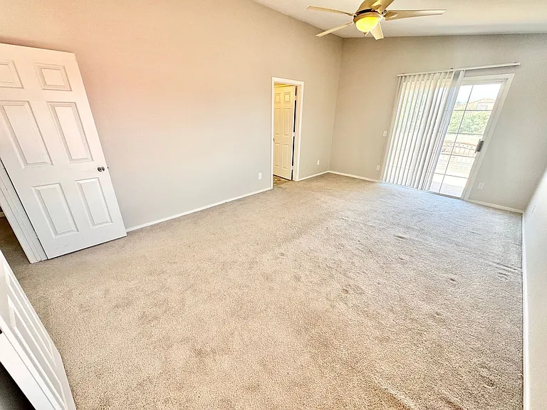 1092 Whispering Birch Ave — Photo 30