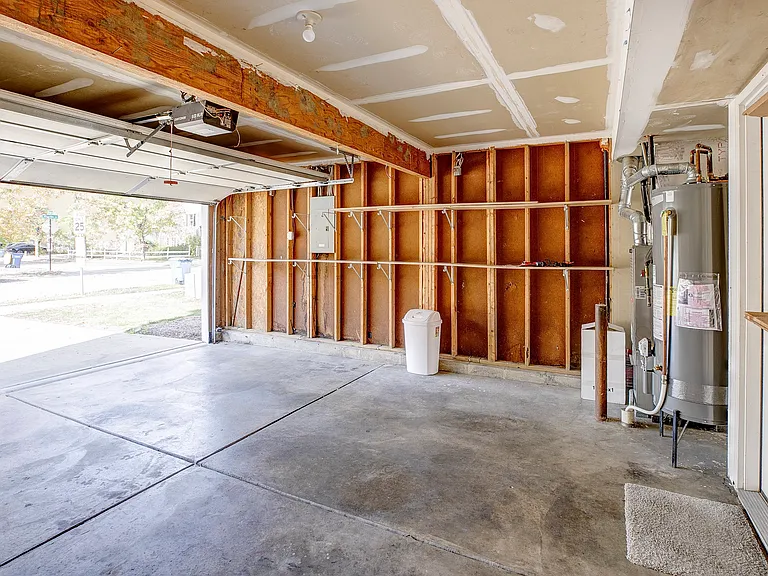 348 Atherton Dr — Photo 30