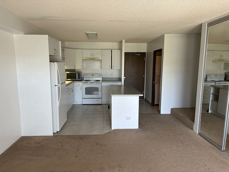 2nd image of 1333 Heulu St APT 403