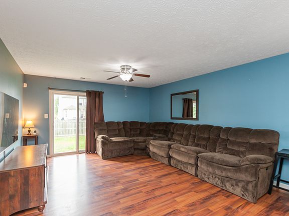 4th image of 2674 Longleaf Dr