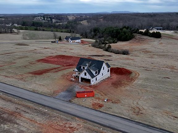 2nd image of 12 Wells Rd