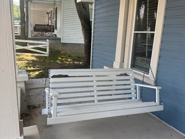 304 N Cherokee St, La Fayette, GA 30728
