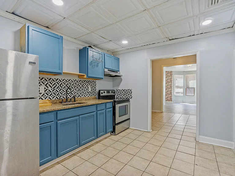 179 Elk St #1 — Photo 18