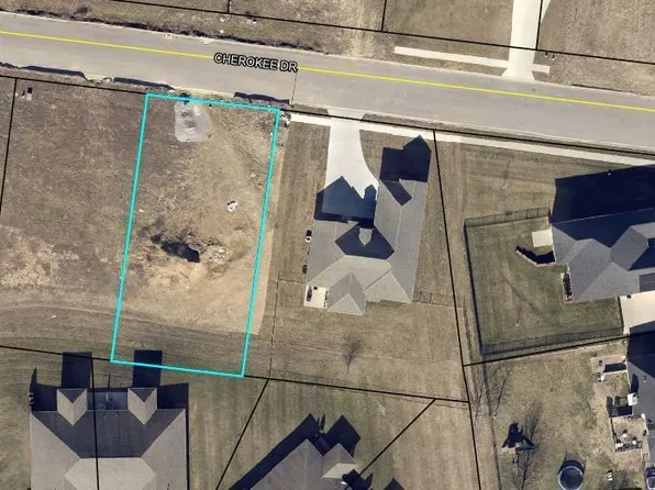 201 Cherokee Dr, Shelbyville, KY 40065