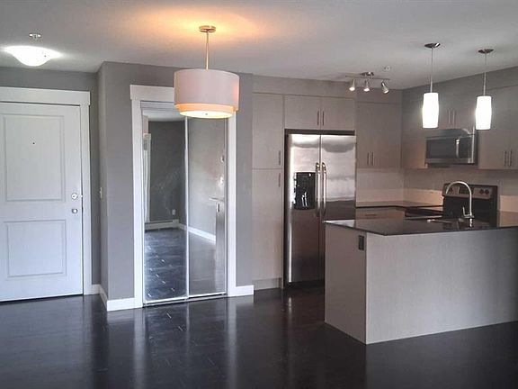 4th image of 240 W Skyview Ranch Rd NE #1303