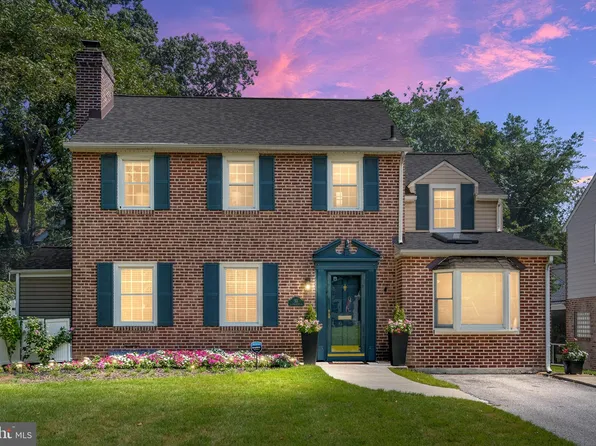 53 W Salisbury Dr, Wilmington, DE 19809