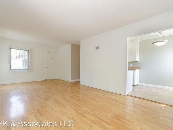 5th image of 11510 Iowa Ave APT 6