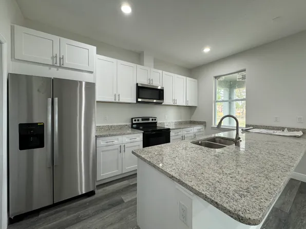 5310 E Sligh Ave, Tampa, FL 33617
