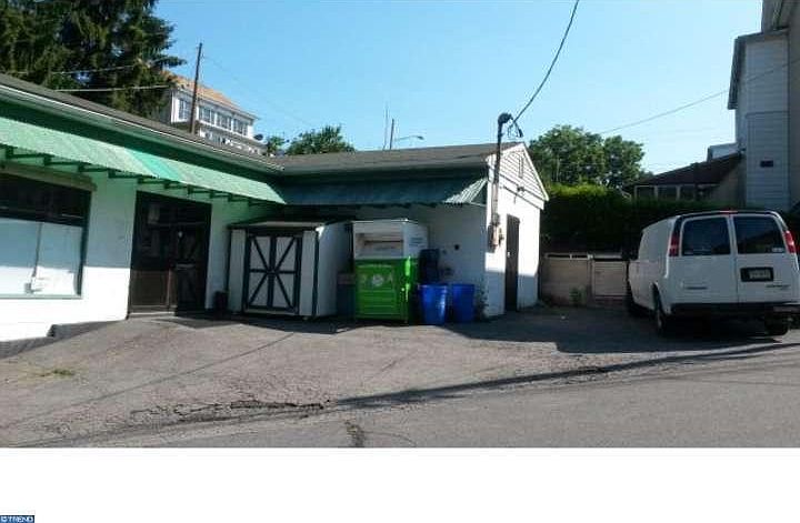 2nd image of 439 Heffner St