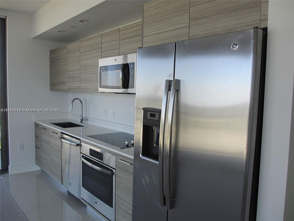 1st image of 121 NE 34th St Unit 1716
