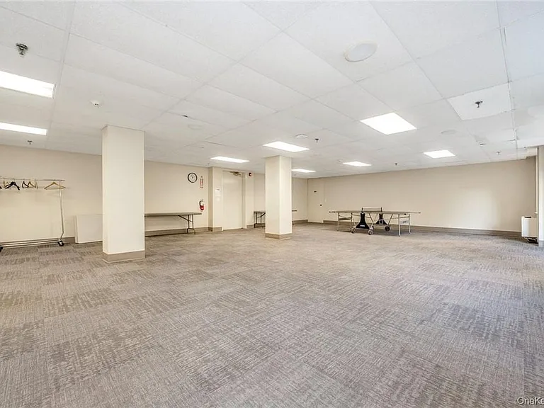 35 N Chatsworth Ave #3V — Photo 28