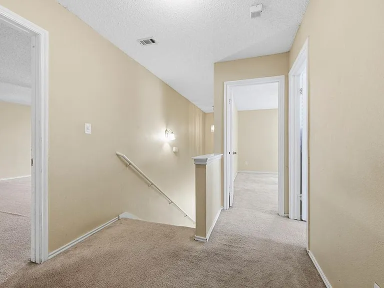 1109 Bradbury Ln — Photo 28