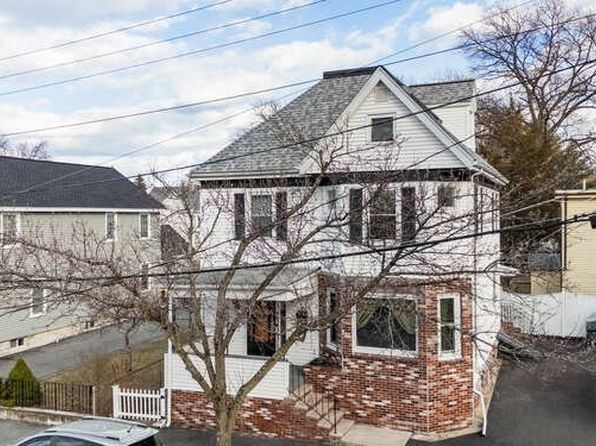 26 North St, Medford, MA 02155