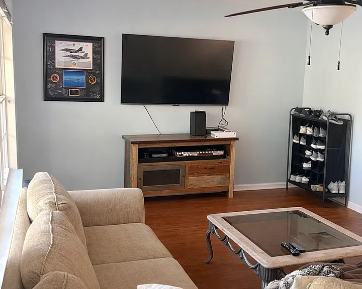 525 Candida Dr — Photo 2
