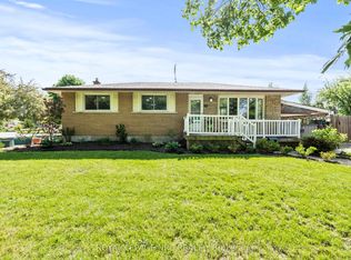 10 Ancaster Blvd, Saint Catharines, ON L2M 6G6
