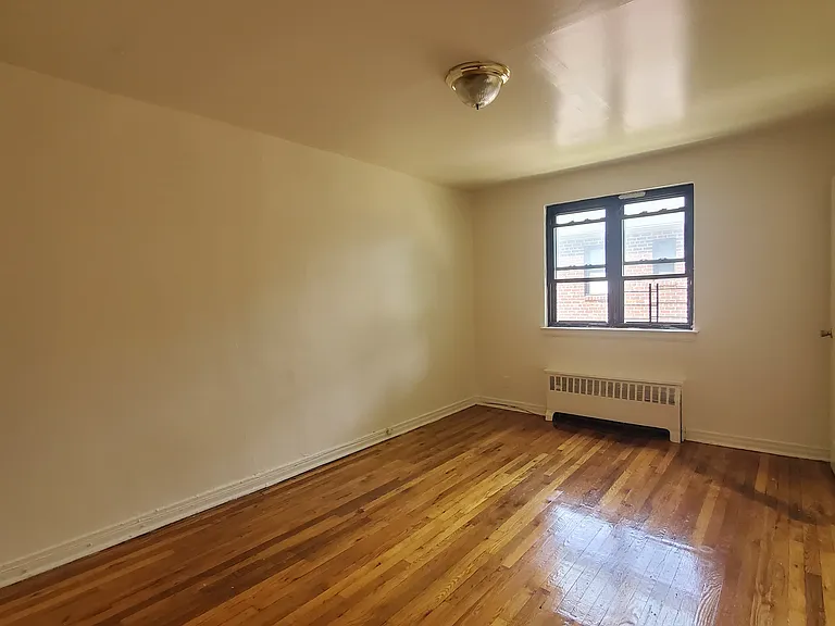 189-07 Henderson Ave #2 — Photo 4