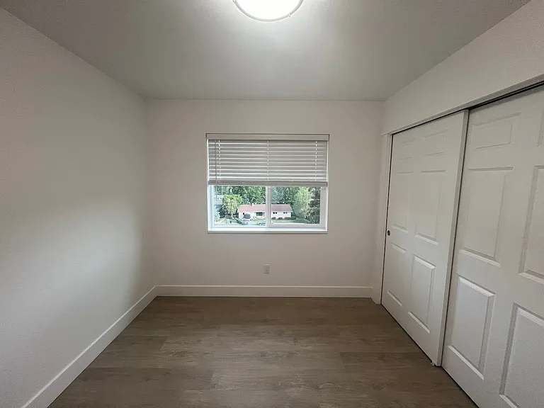 2509 Jordan St — Photo 6