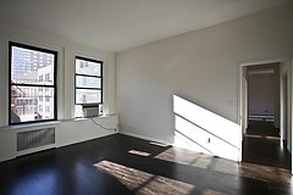 Rented by Metro Loft Management | media 29