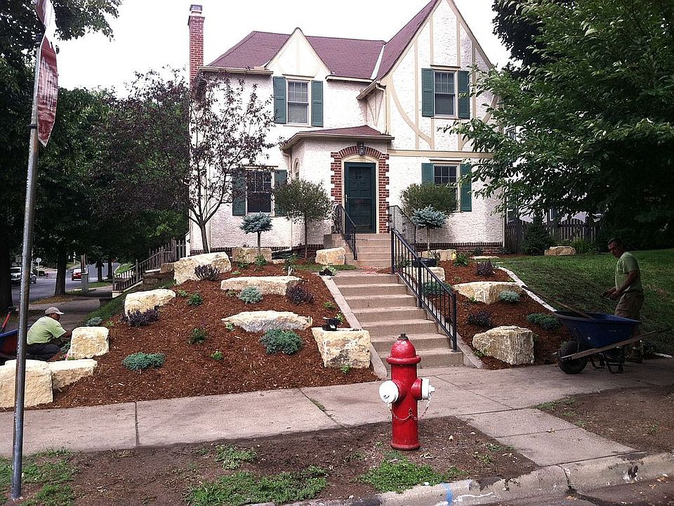 1st image of 4852 Ewing Ave S