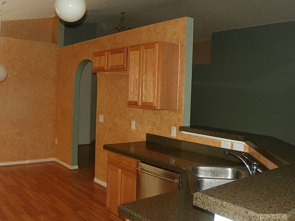 5th image of 103 Pinefield Dr