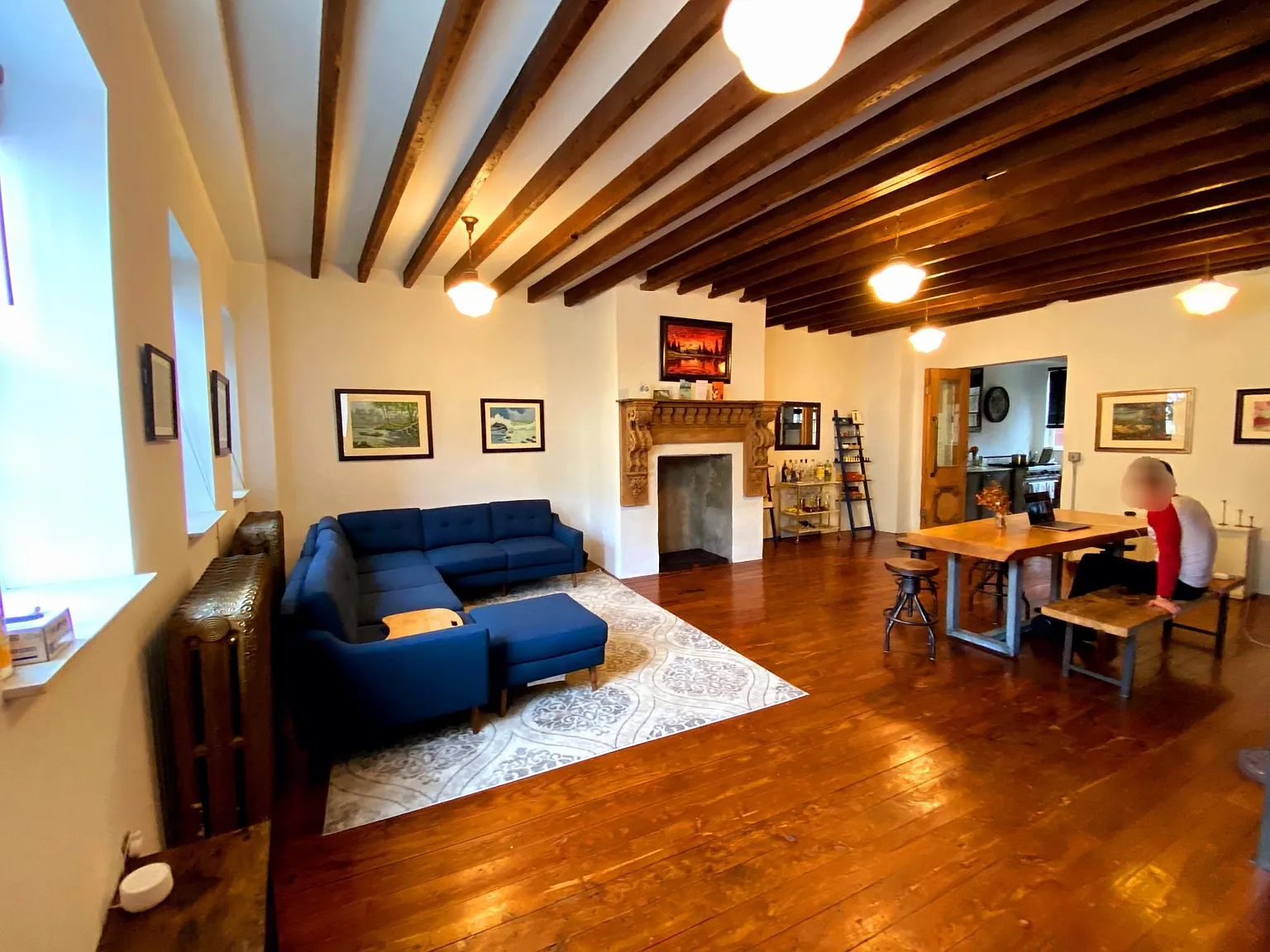 2 bed, 3063 sqft, $2,700 — Photo 2