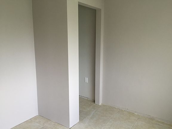 4th image of 1128 Jennings Dr