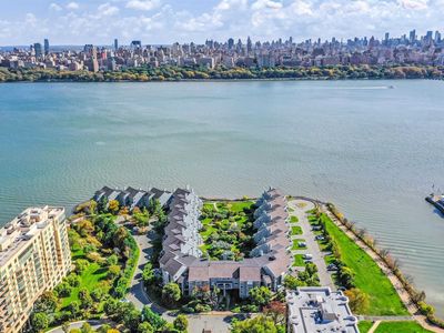 14A Riverview Cir #14A, North Bergen, NJ, 07047