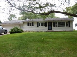 1575 Northview Dr, Marion, IA 52302