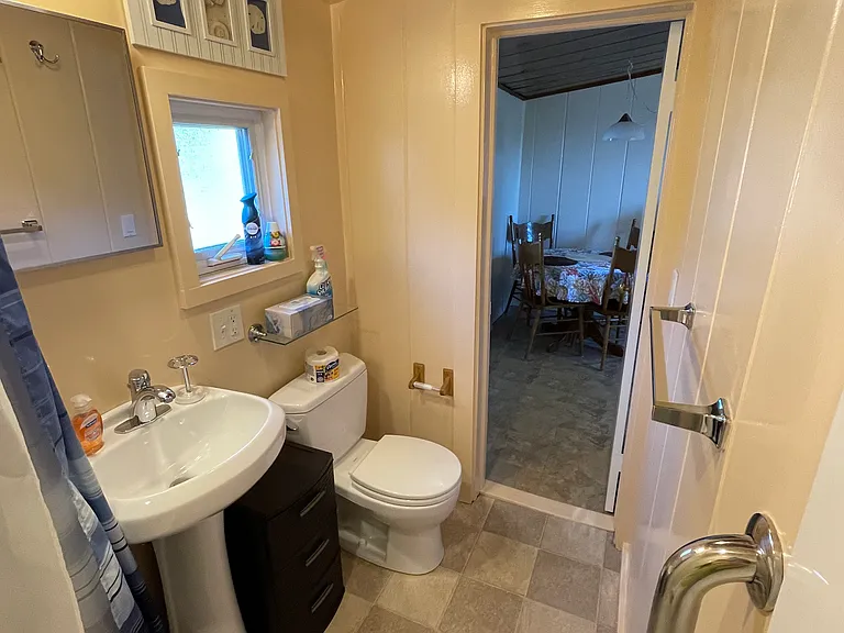38 Warren Ave #B — Photo 12