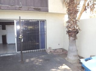 558 Oakbrook Ln, Las Vegas, NV 89169
