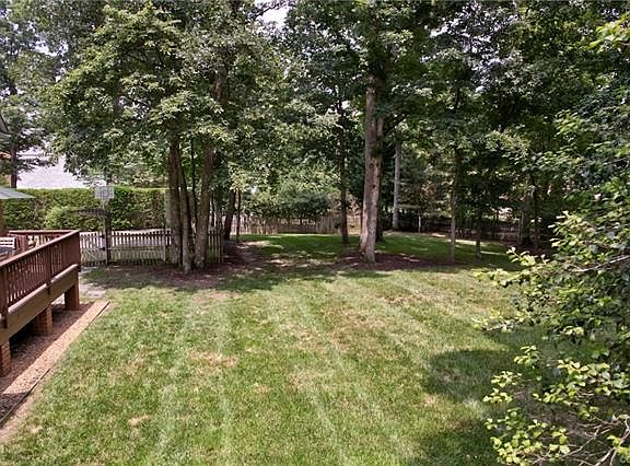 5th image of 9722 Cragmont Dr