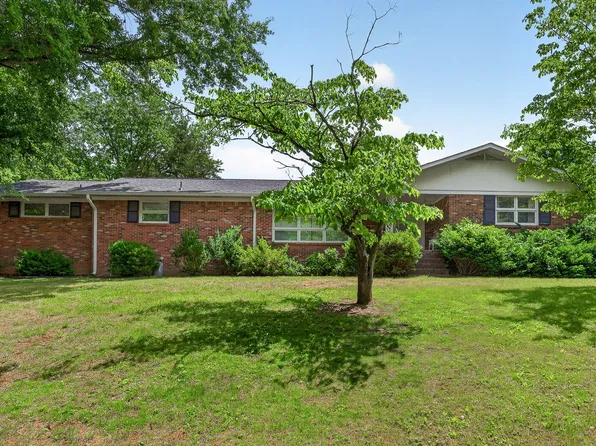 640 Cill St, Smithville, TN 37166