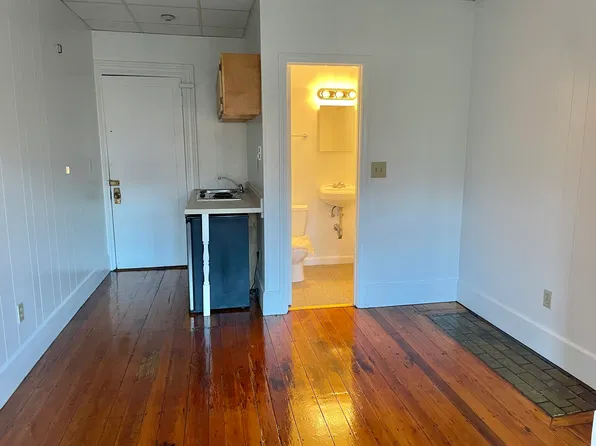 272 Newbury St #11F, Boston, MA 02116